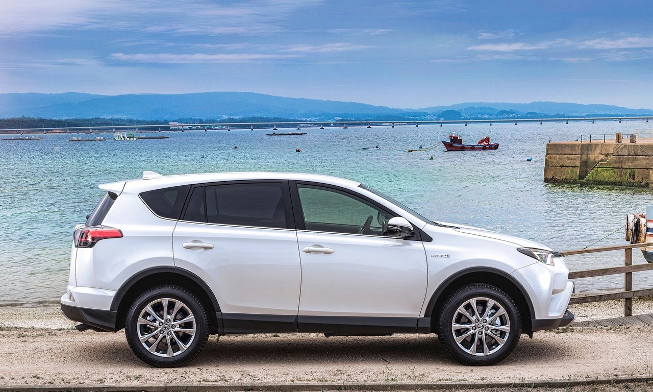Toyota RAV4 Hybrid EU Version 2016 1280 69777e679c847fa9b1c19fe171bca1bef2