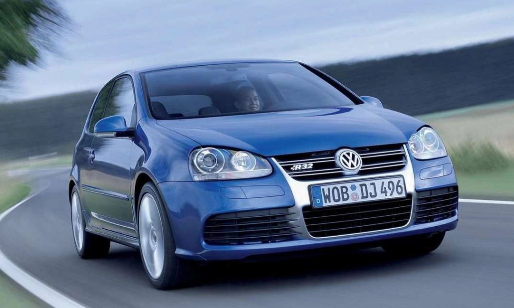Mate Rimac vozi Golf R32