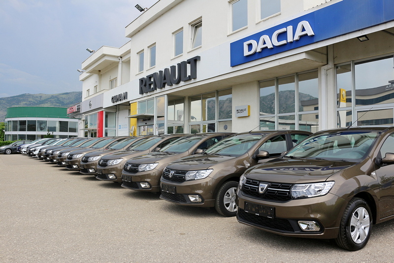 Logan u redovima kompanije „Moj taksi“