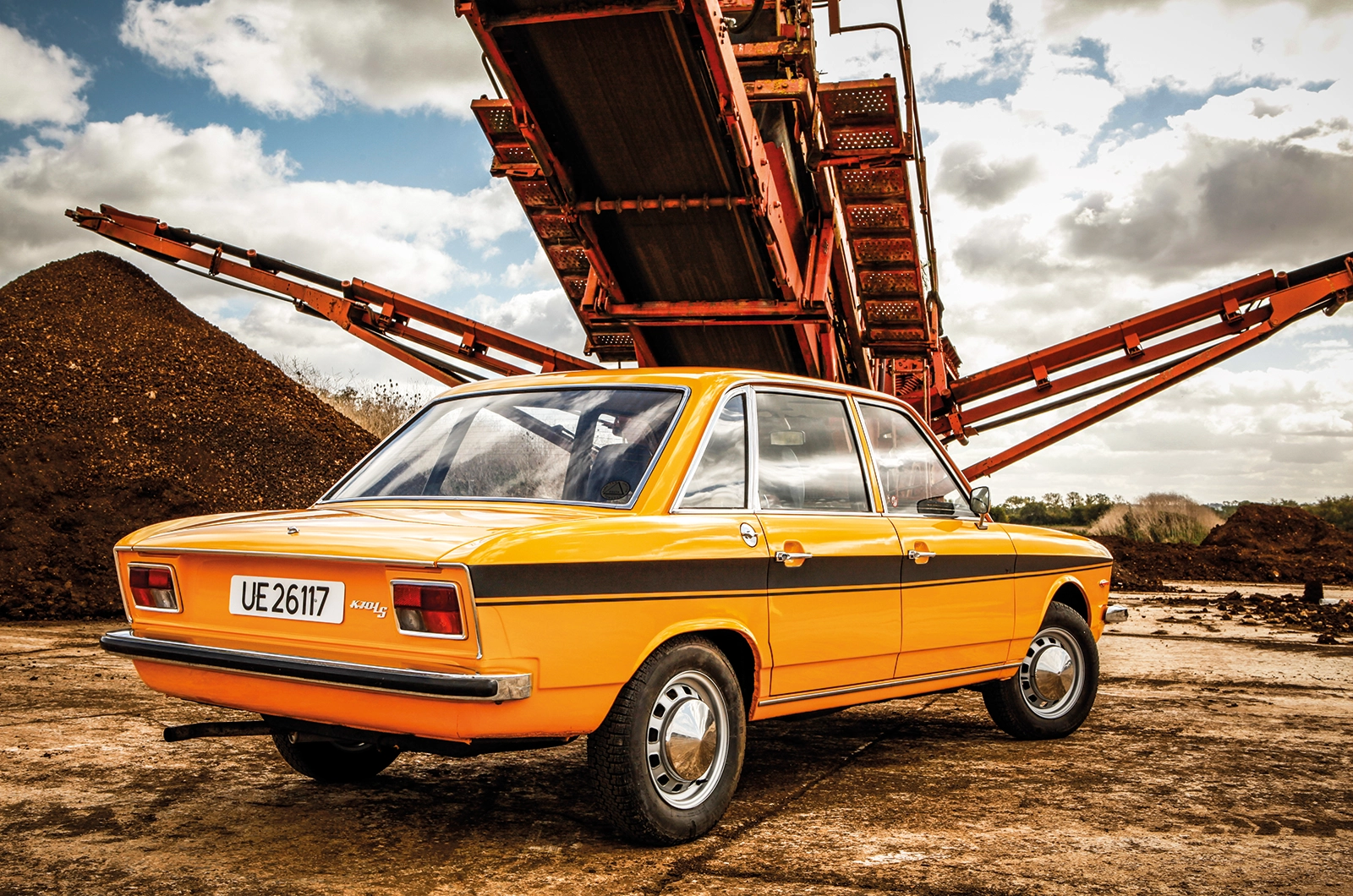 Classic And Sports Car NSU Ro80 Vs VW K70 K70 Rear