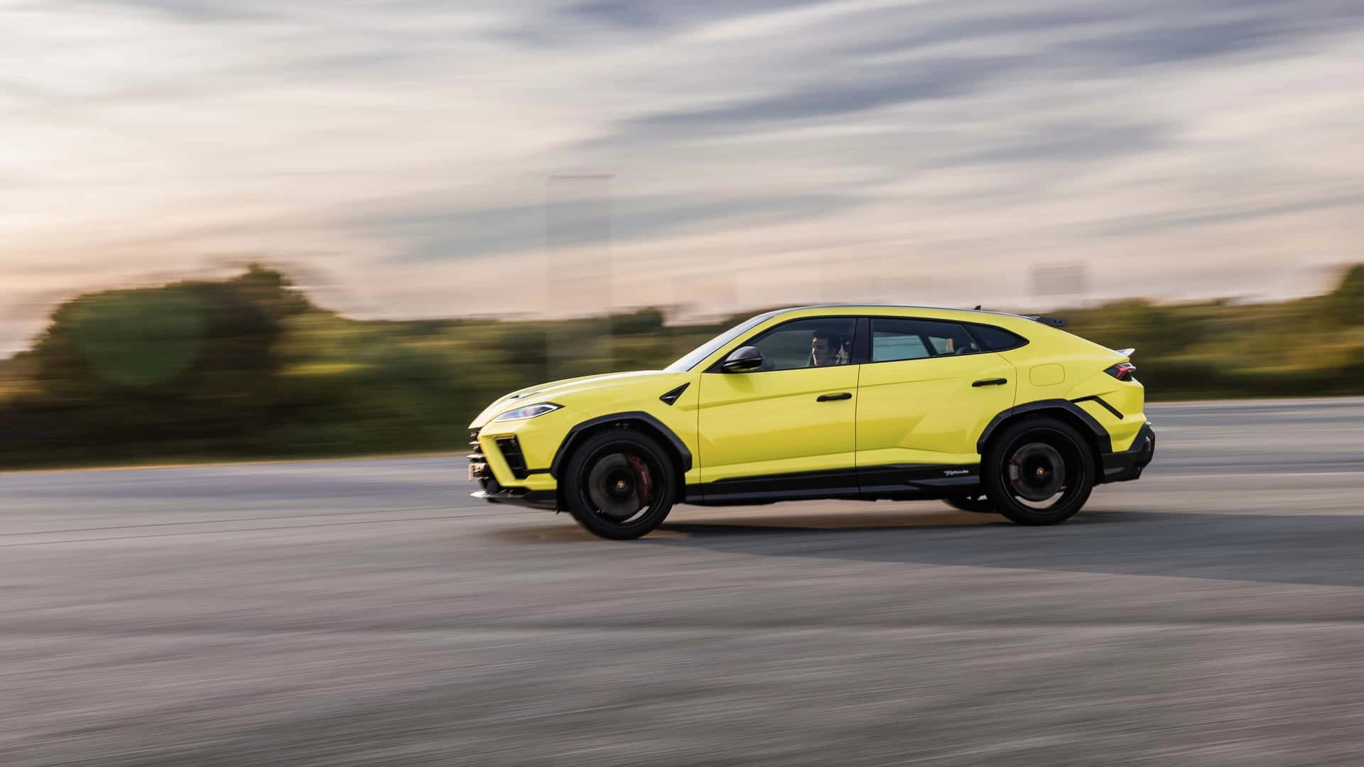 2027 lamborghini urus se performante