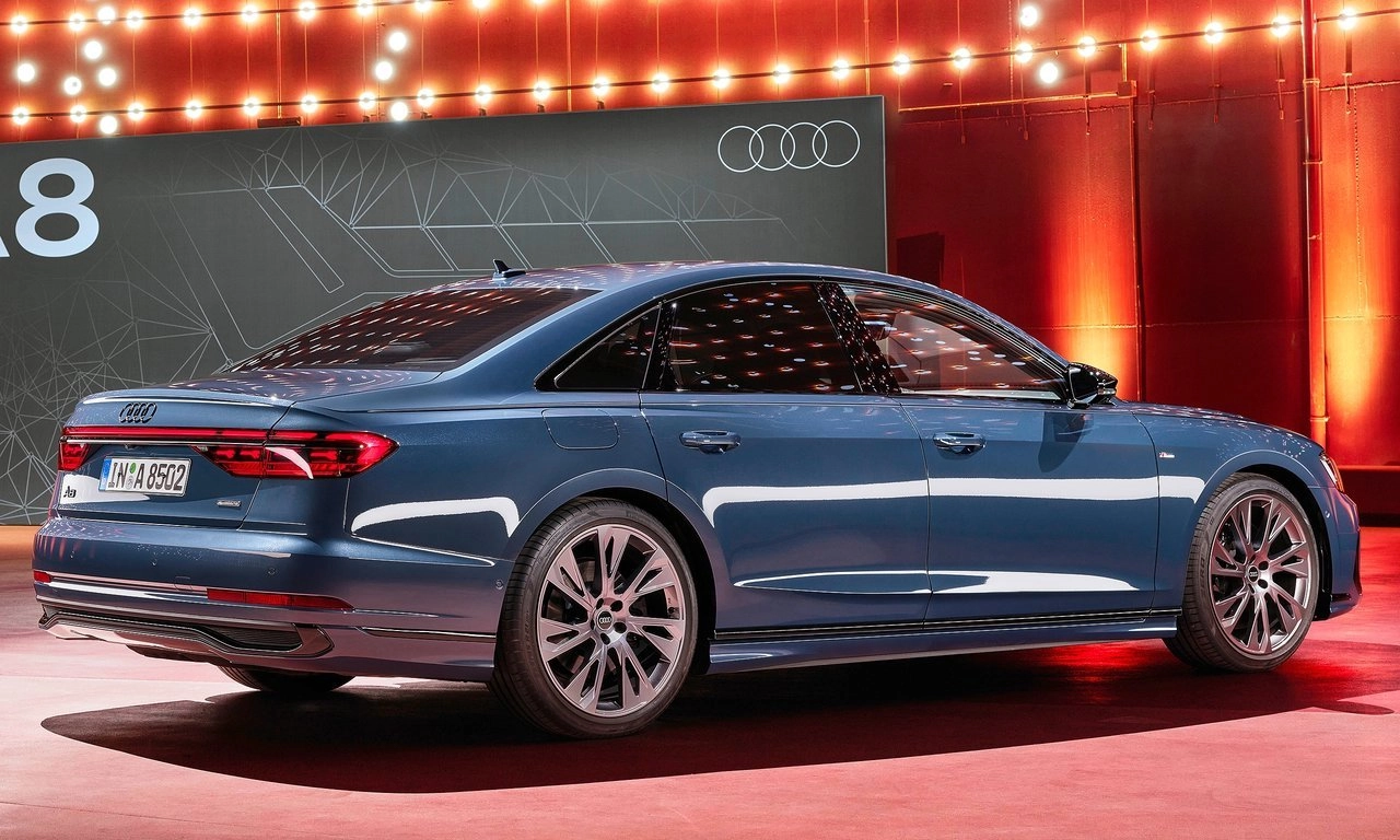 Audi A8 2022 1280 0c4ca5b186ea53896a0a3a21c24807c6e0