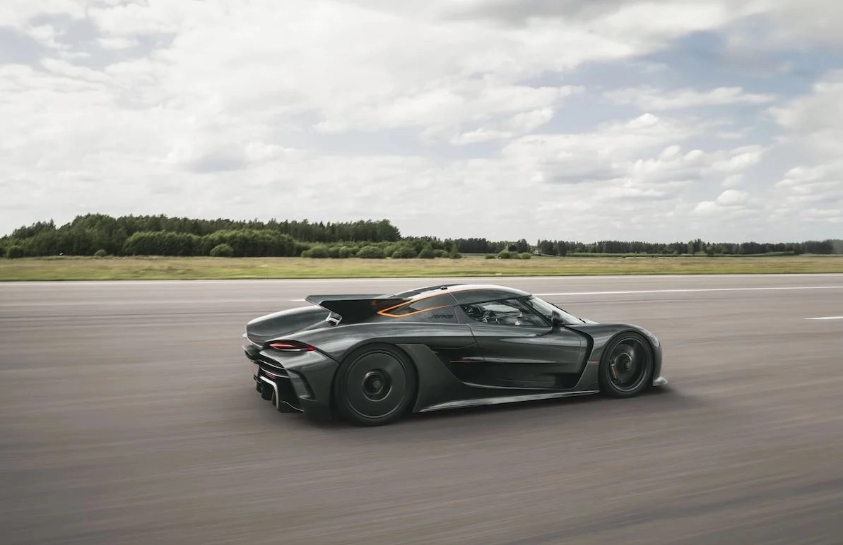Koenigseg352457