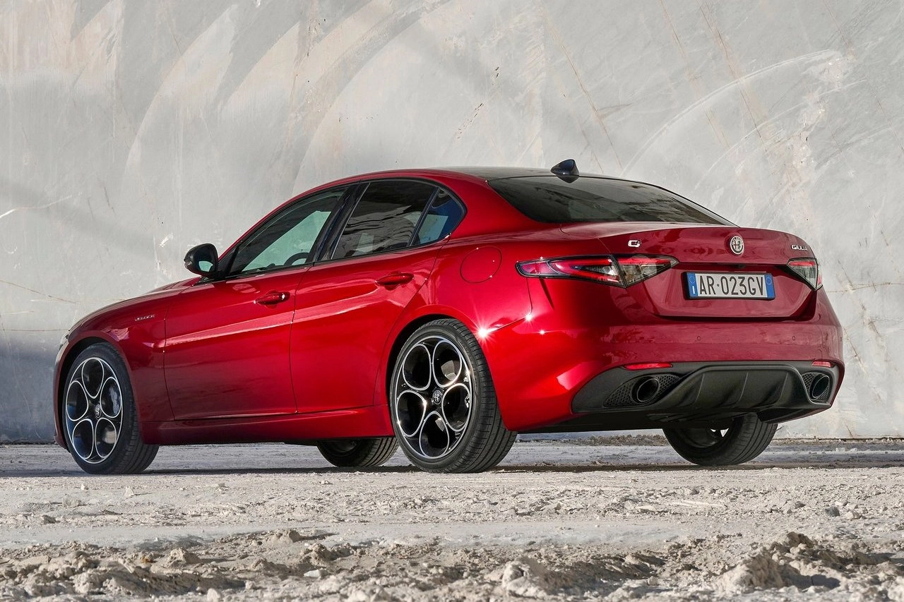 Alfa Romeo Giulia 2023 1280 e8ef4f87f46f80fd27bba3b5603f034306