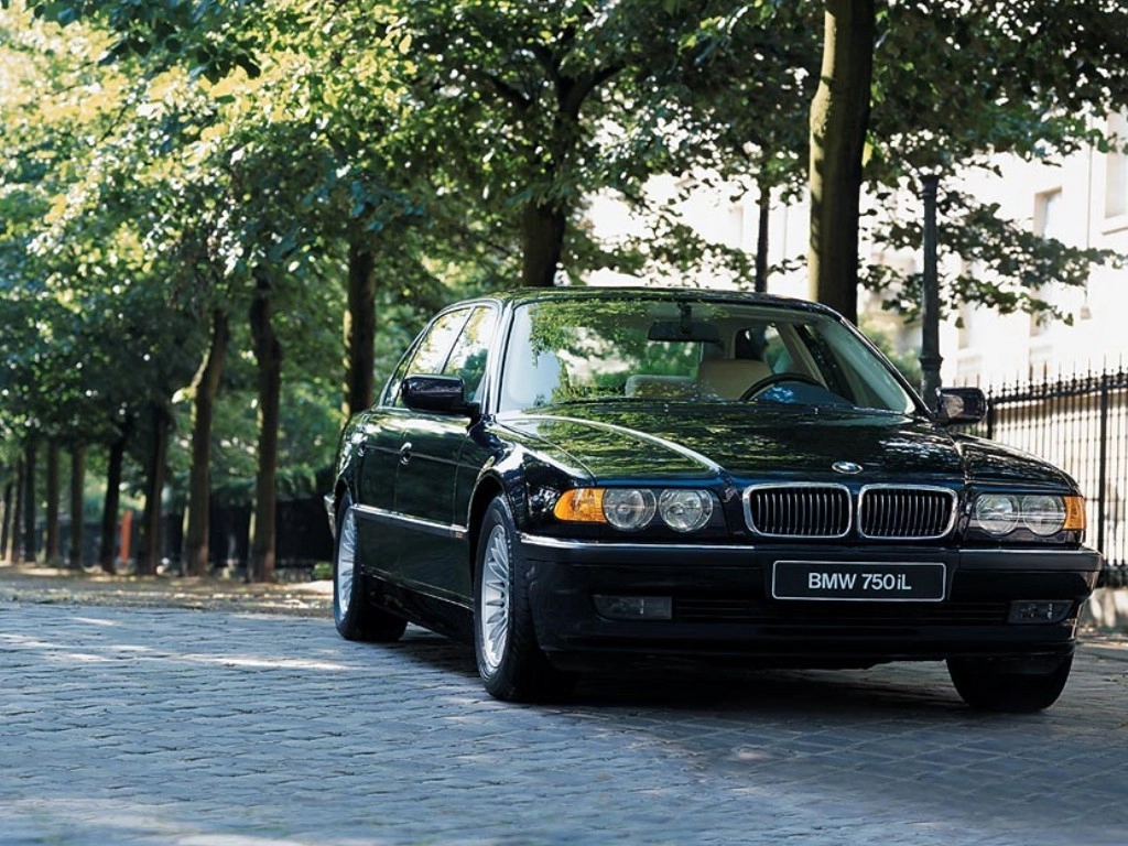 BMW 7 Series E38 780 36