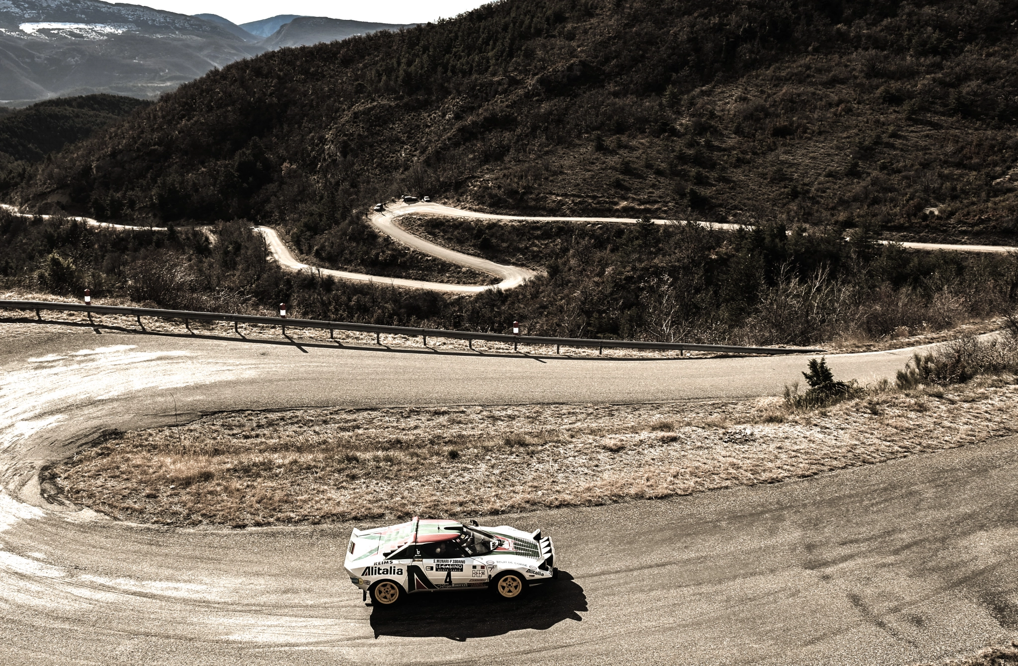 CarlosTavarestagliailtraguardodel24RallyStoricodiMonteCarloabordodiunaLanciaStratos