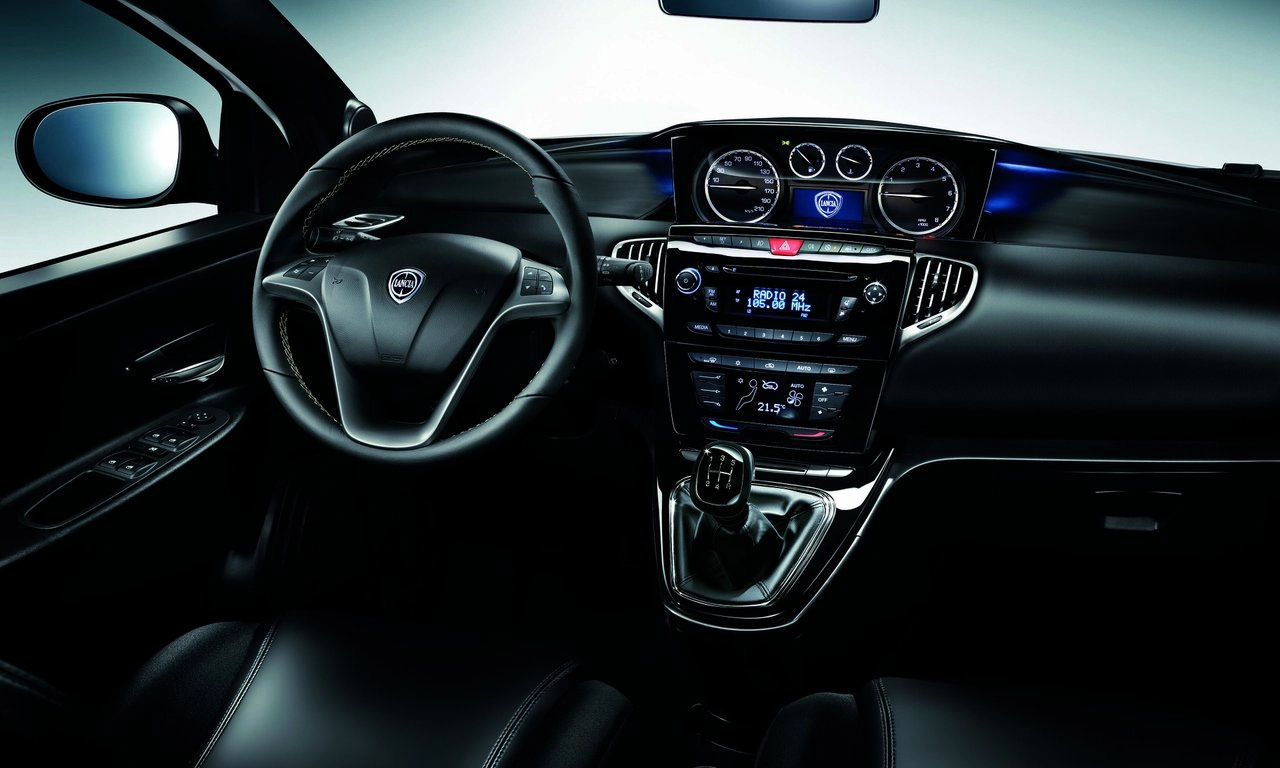 Lancia Ypsilon 2012 1280 c21adc6bdb1c65370ce4bbf9843192c740