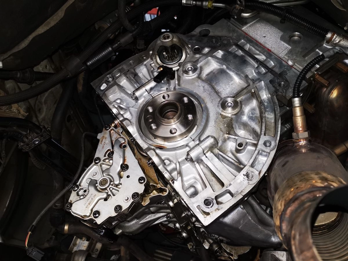 222222222BMW 320i oil leak rear main oil sealdfdafhadfh