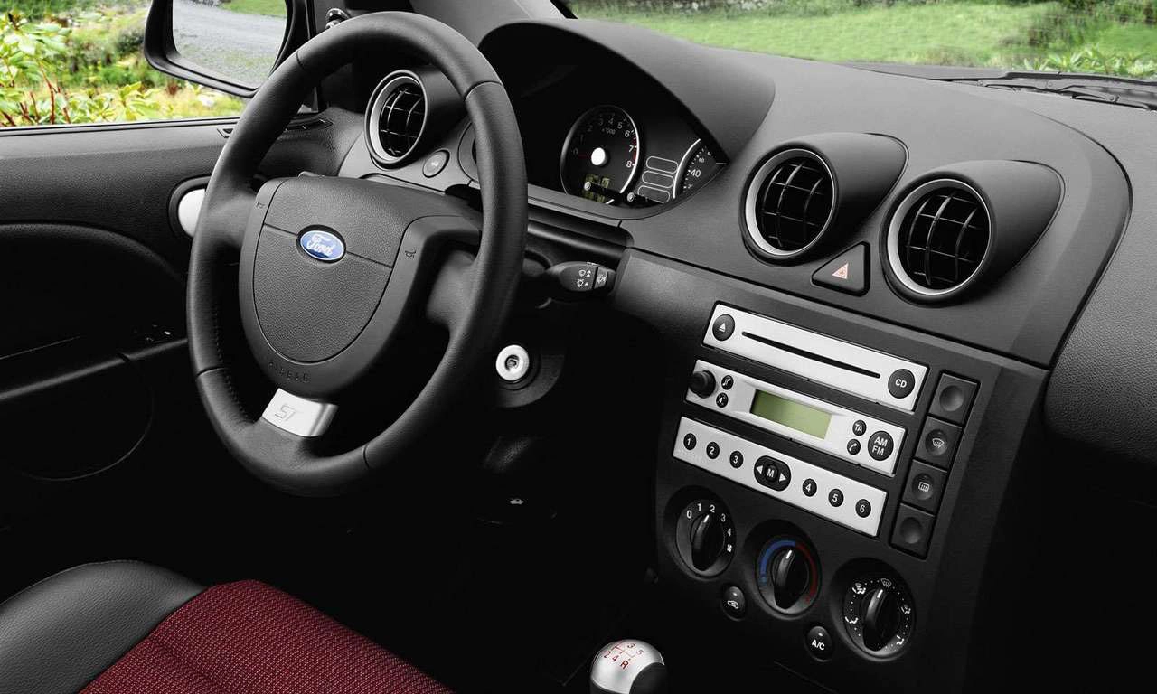 Ford Fiesta ST 2005 1280 975d0a950e1964da4edf15e6c13f570cfe