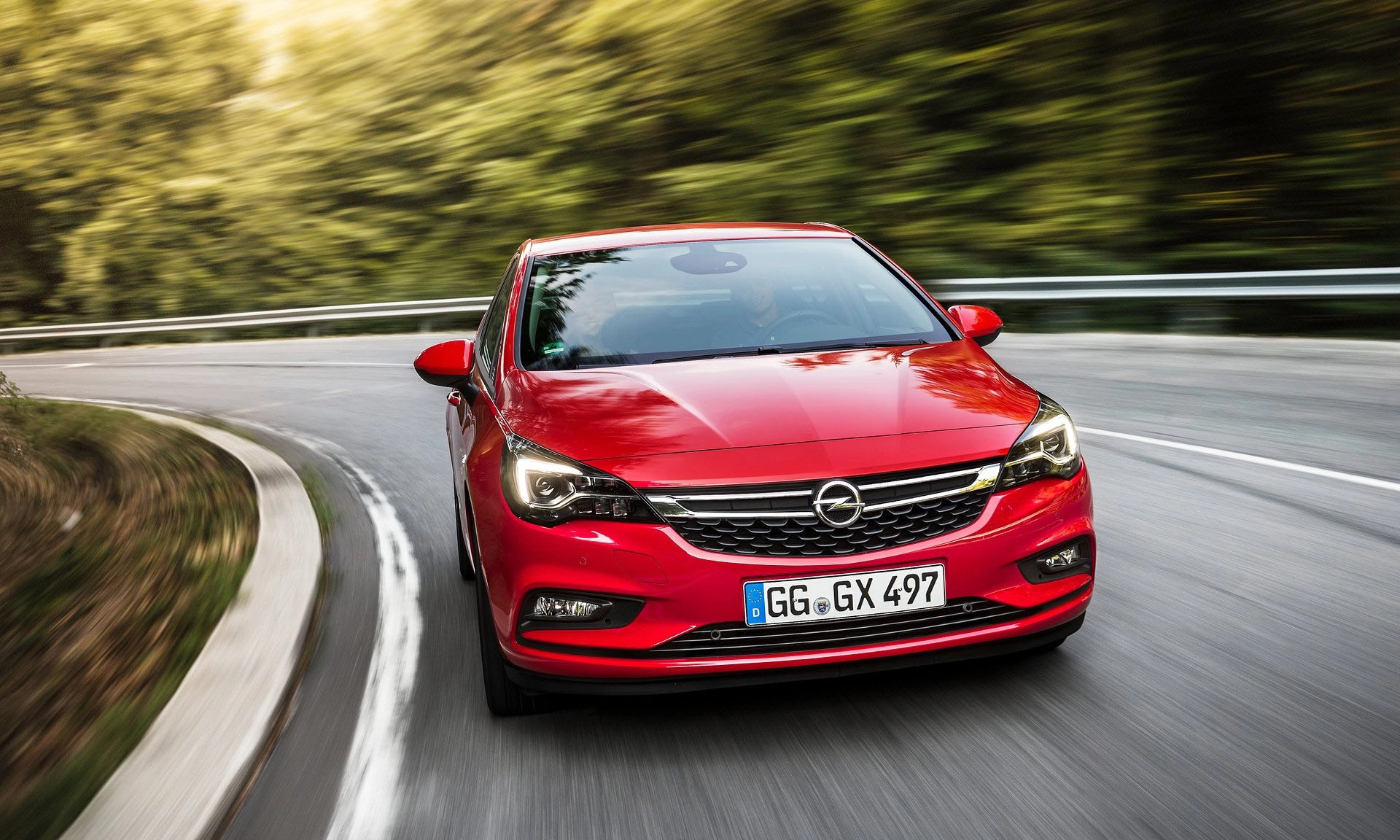 Najozbiljniji konkurent VW Golfu kod nas