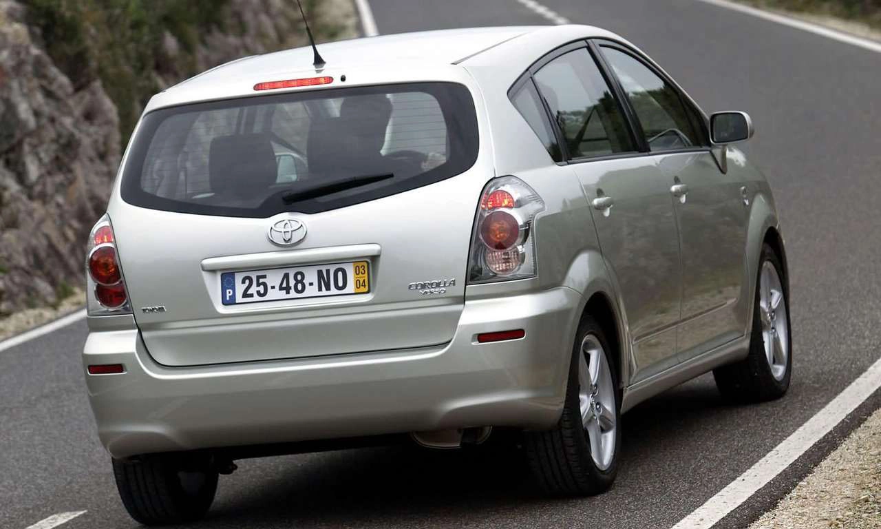 Toyota Corolla Verso VVTi 2004 1280 751168c58d3c4d34d76d303304ae987c0c