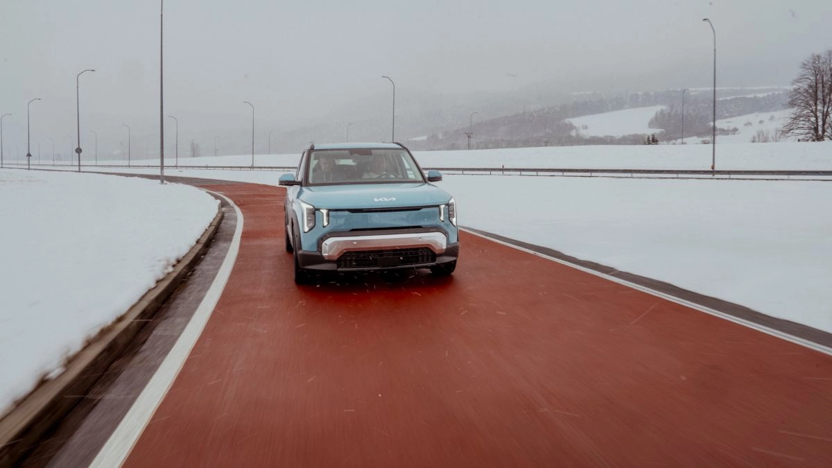 Kia ev2 zilina start of production testtrack digital 004 1200x675